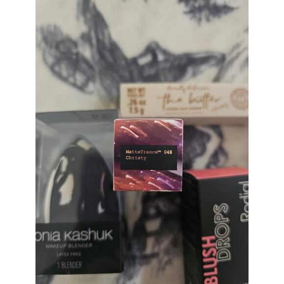 Make up bundle- 6 items from Ipsy - Picture 6 of 6